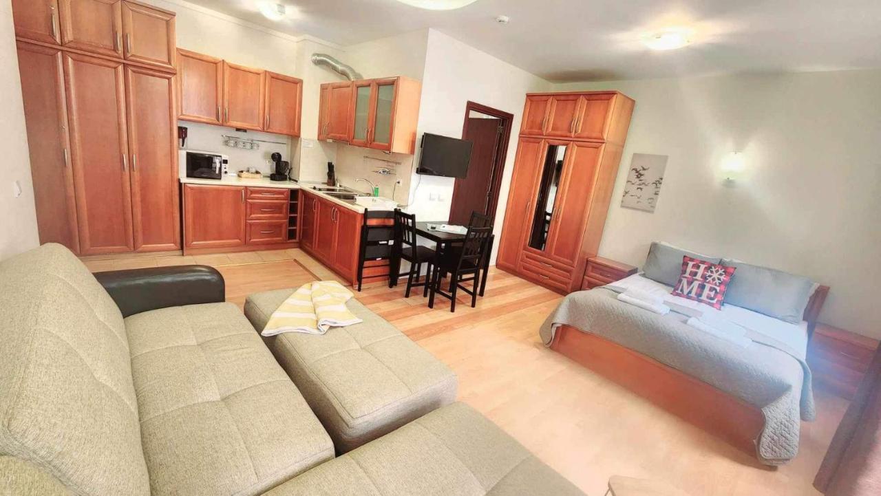Arboro Flora Residence Studio Borowec Zewnętrze zdjęcie