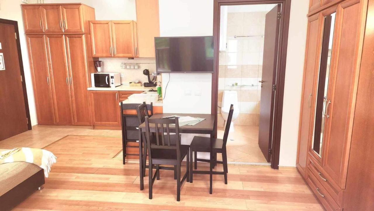 Arboro Flora Residence Studio Borowec Zewnętrze zdjęcie