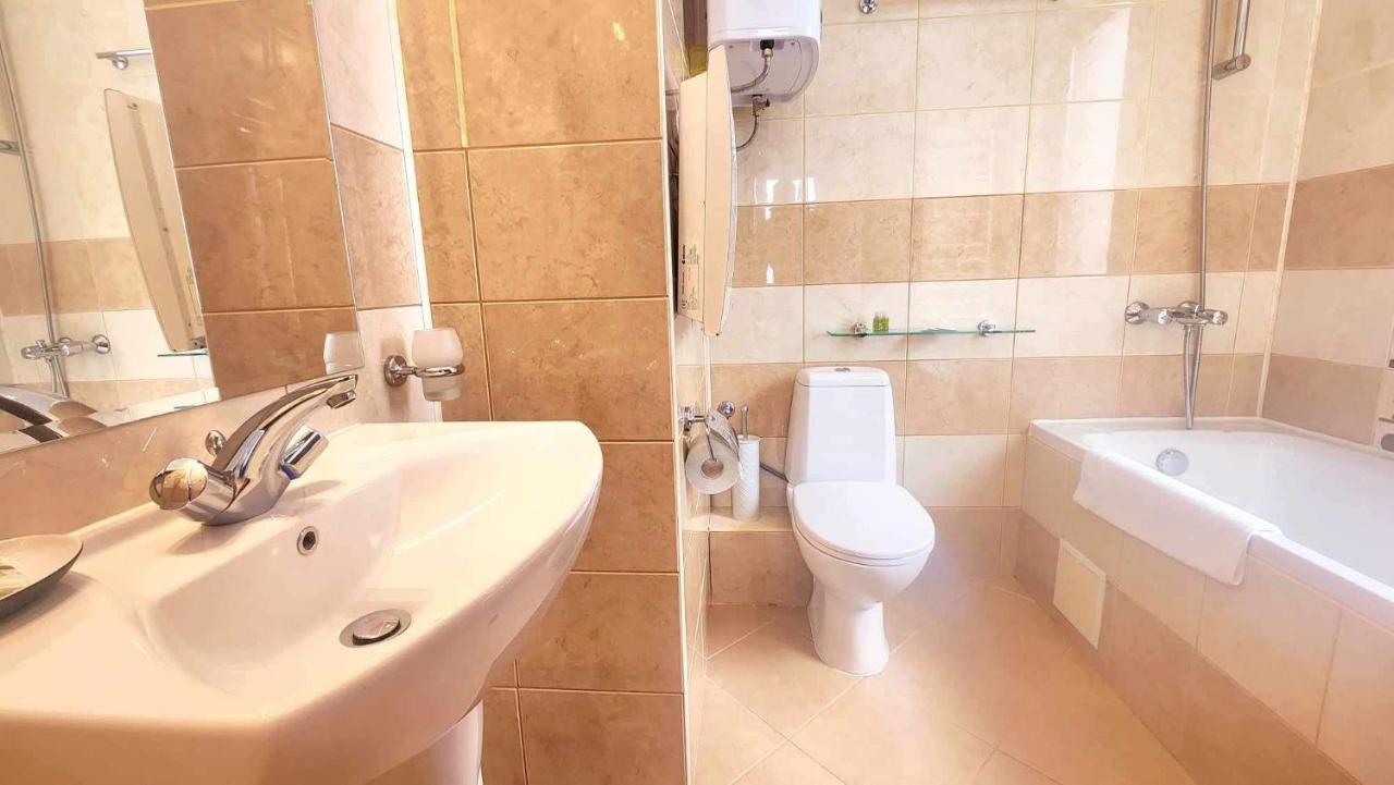 Arboro Flora Residence Studio Borowec Zewnętrze zdjęcie
